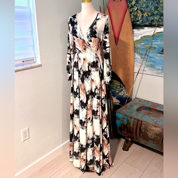 Windsor,Irina Floral,Chiffon,A-Line Dress in Cream, Excellent Condition, Size S - Picture 4 of 17